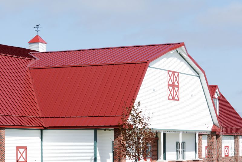 Barn Roof Construction in Naperville, IL